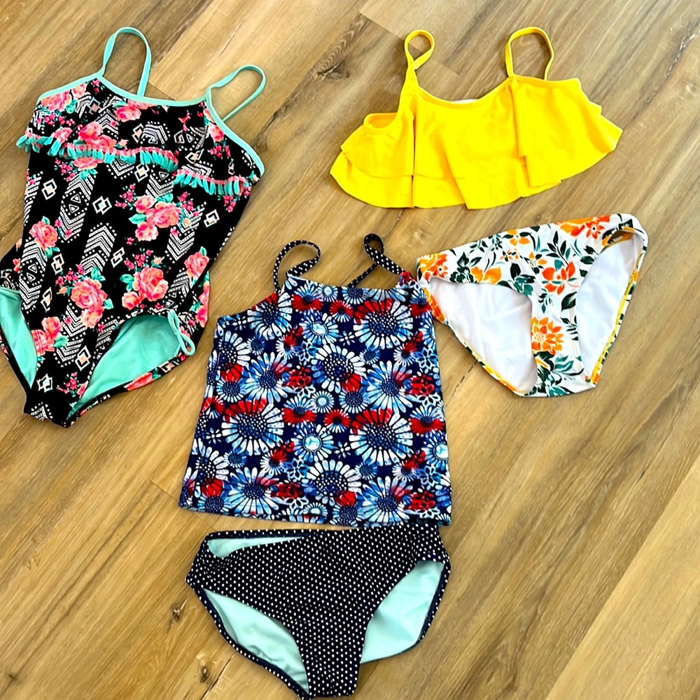 Girls swim bundle size 10-12!